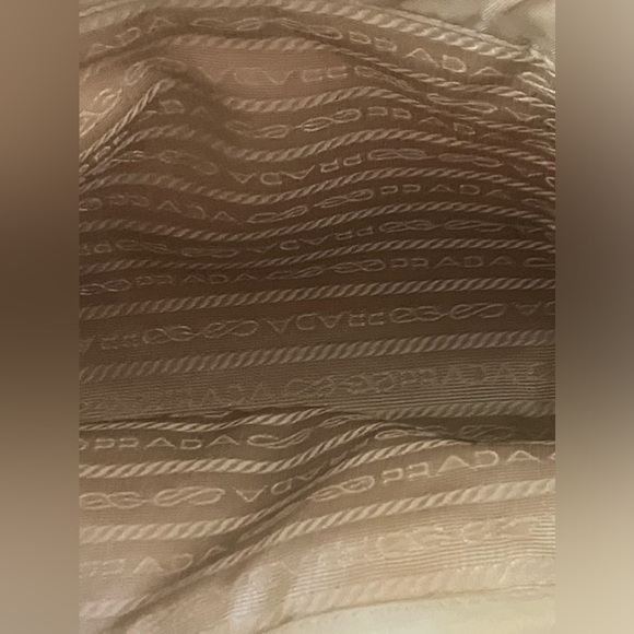 Prada Quilted nylon Tessuto Vintage shoulder bag in GUC - Picture 11 of 16